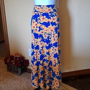 SLINKY MAXI SKIRT